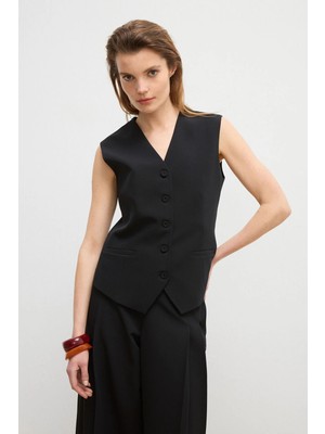 Love My Body   Moda Tutkusu Fleto Cepli Gabardin Yelek Siyah 179M2089001