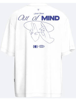 Fandr Studio Beyaz Oversize Out Of Mind Unisex T-Shirt