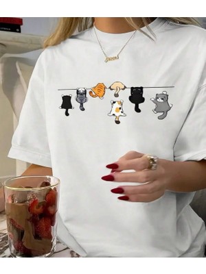 Nigrum Pardus Nıgrum Pardus Yeni Sezon Oyuncu Minik Kediler Baskılı %100 Pamuk Büyük Beden Kadın T-Shirt
