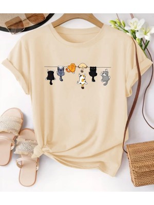 Nigrum Pardus Nıgrum Pardus Yeni Sezon Oyuncu Minik Kediler Baskılı %100 Pamuk Büyük Beden Kadın T-Shirt