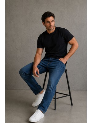 Le Touche Erkek Slim Fit Dar Kesim Likralı Vücuda Oturan Yumuşak Dokulu Bisiklet Yaka Tişört