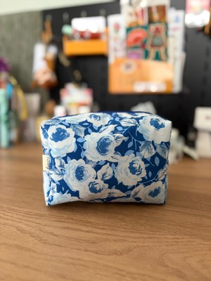 Fiorbag Fermuarlı ve Astarlı Makyaj Çantası Tek Bölmeli Takı Organizeri Yıkanabilir Çok Amaçlı El Çantası