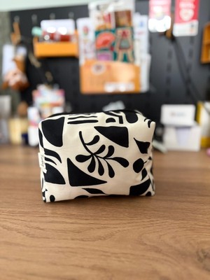 Fiorbag Fermuarlı ve Astarlı Makyaj Çantası Tek Bölmeli Takı Organizeri Yıkanabilir Çok Amaçlı El Çantası