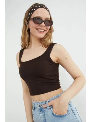 FullaModa Basic Kare Yaka Kaplı Crop Body