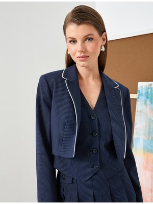 Koton Crop Blazer Ceket Biye Detaylı