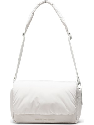 Herschel Cloudform | Omuz Çantası, Su Itici Kumaş, Mıknatıslı Kapama, Ayarlanabilir Askı, 6 L