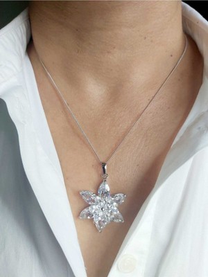 Devi Fashion Lotus Çiçeği Premium Kolye