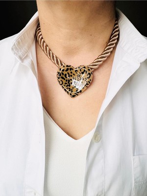 Devi Fashion Hasır Ip Leopar Kalp Kolye 45 cm