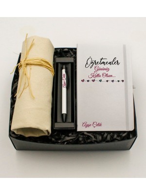 As Gift Kanvas Bez Çanta & Öğretmenler Gününe Özel Tasarımlı Kişiye Özel Isim Soyisimli Beyaz Defter & Isim Soyisimli Beyaz Tükenmez Kalem Hediye Seti