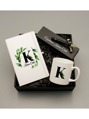As Gift Öğretmenler Gününe Özel Kişiye Özel Isim Soyisimli Beyaz Defter & Beyaz Kupa & Siyah Roller Kalem Hediye Seti
