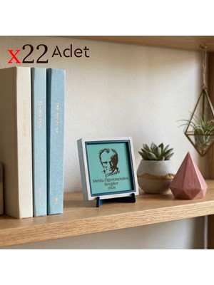 Miaju Başarılarla Dolu Bir Gelecek Için 22’li Mezuniyet Seti; Atatürk Portreli ve Öğretmen Isimli 10X10 cm