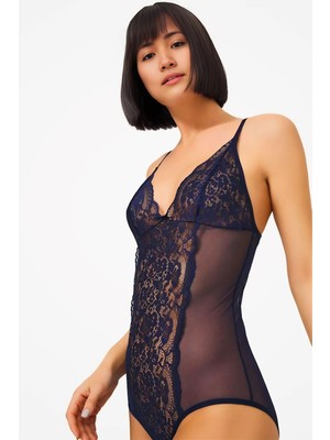 Homay Önü Dantel Işlemeli Transparan Çıtçıtlı Bodysuit