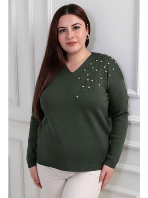 By Saygı Kadın V Yaka Büyük Beden Taşlı Triko Bluz