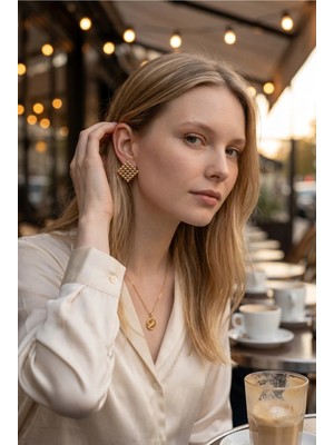 Xuping Jewelry Kadın Vintage Gold Renk Geometrik Kare Kafes Tasarım Küpe - Şık Statement Küpe-Gosessa