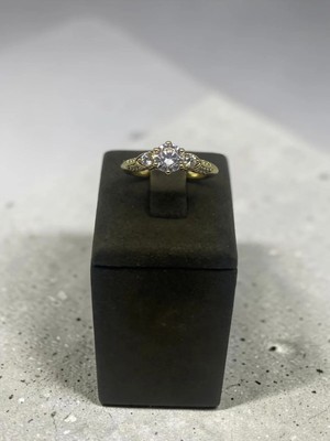 Xuping Jewelry Xuping Seri Gold Altın Kaplama Prenses Kesim Tektaş Yüzük - Kararmaz Vıp Seri Alyans Yanı