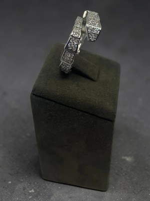 Xuping Jewelry Gümüş Kaplama Taşlı Yılan Model Yüzük - Ikonik Serpenti Tasarım Ayarlanabilir Yüzük