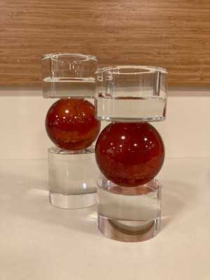 Plus Home Mumluk 2'li Şamdan Kristal Renk Şeffaf Oranje Yükseklik 16 ve 14 cm Çap 6 cm