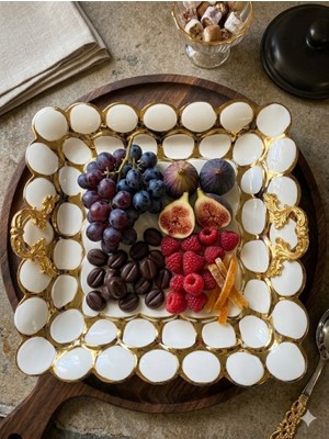 sembol 35,5 CM KARE TEPSİ BEYAZ-GOLD