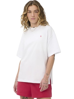 Sweaty Betty Holiday Graphic Kadın Beyaz Tişört