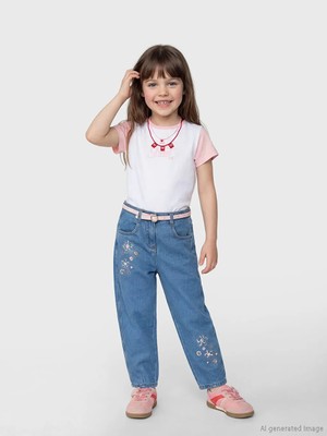 LC Waikiki Mavi Balloon Fit Çiçek Nakışlı Kız Çocuk Jean Pantolon