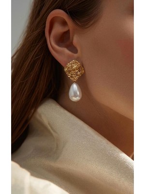 Mon Cheri Accessoire 14K Altın Kaplama Inci Detaylı Gold Gül Küpe