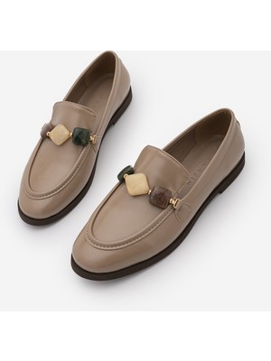 Marjin Kadın Loafer Makosen Taşlı Klasik Günlük Ayakkabı Meniva Vizon