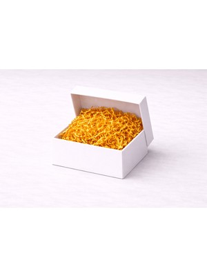Orbak Kağıtçılık Beyaz Karton Takı Kutusu 9,5x9,5x2 cm – Kapaklı Model | 5 Adet + Turuncu Kırpık Kağıtlı