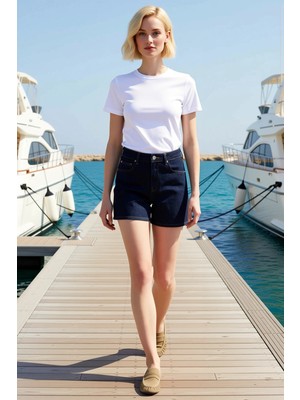 Benerly Kadın Şort Yüksek Bel Slim Kalıp Ekstra Kısa Boru Paça Dokuma Rigid Denim Düz Desen Şık