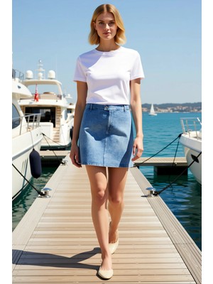 Benerly Kadın Mini Şort Yüksek Bel Lastikli Düz Desen Non Stretch Denim Regular Boy Şık