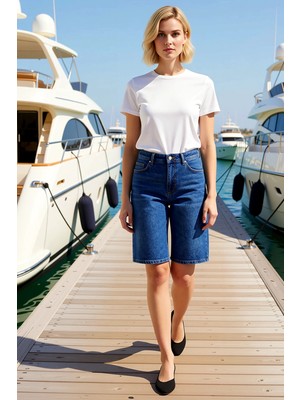 Benerly Kadın Yüksek Bel Geniş Paça Denim Bermuda Düz Desen Rigid Dokuma Relaxed Siluet Kısa Boy