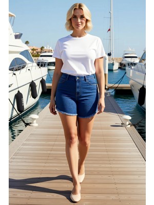 Benerly Kadın Büyük Beden Şort Denim Yüksek Bel Skinny Fit Esnek Püsküllü Paça Düz Desen Kısa Boy Şık