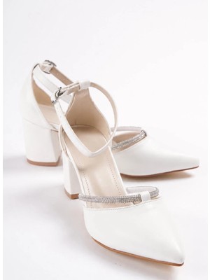 Mergenshoes T011 Beyaz Taşlı 5 cm Kalın Topuk Kadın Ayakkabı