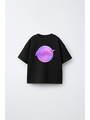 Fasardi Manifest Girls M6NIFEST Logo Baskılı Oversize %100 Pamuk Kısa Kollu Unisex Çocuk Tişört