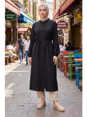 Modestim Kadın Tesettür Uzun Tunik Hakim Yaka Boydan Düğmeli Belden Bağlamalı Rahat Kalıp Günlük Şık 120 cm Uzun Tesettür Tunik