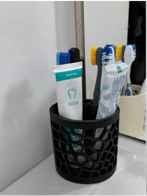 3D Baskı Zamanı Modern Mat Siyah Geometrik Desenli Bölmeli Diş Fırçalık ve Banyo Masaüstü Düzenleyici