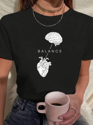 CC Collection Kadın Oversize Balance Baskılı T-Shirt Rahat ve Şık Tasarım