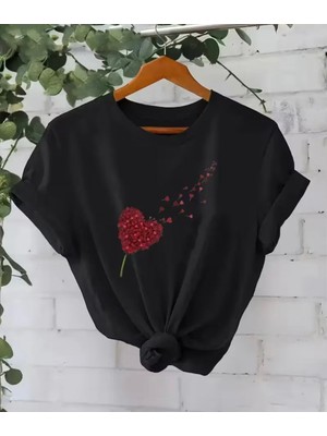 Nigrum Pardus Nıgrum Pardus Yeni Sezon Kırmızı Kalp Yaprakları Baskılı %100 Pamuk Büyük Beden Kadın T-Shirt