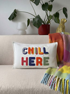 Rahan Design Chill Here Işlemeli Dekoratif Punch Kırlent Kılıfı - 30X50CM - Dekoratif Punch Kırlent Kılıfı