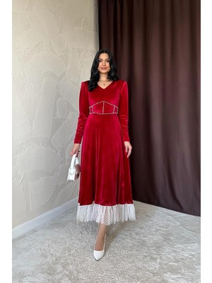 Modadua Kırmızı Inci Aksesuarlı Kadife Elbise