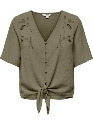 Only Kadın Bağlamalı ve Düğme Detaylı Bluz 15371083 Onlevalou Mette 2/4 Knot Top Wvn