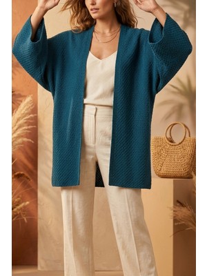 Mefru Kadın Oversize Dökümlü Yarım Kol Basic Hırka