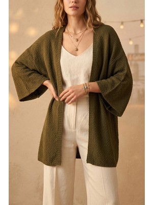 Mefru Kadın Oversize Dökümlü Yarım Kol Basic Hırka