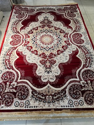 Semerkant Halı C856A Bordo Kırmızı Ipeksi Geleneksel Renkli Göbekli Klasik Desen Salon Halısı Modern