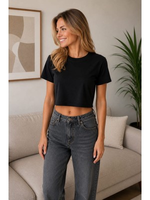 Montree Kadın Crop T-Shirt