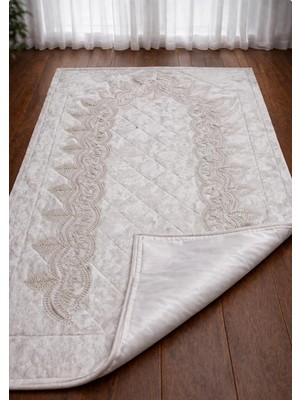 Kapitoneli Nakışlı Hediyelik Çeyizlik  Gelin Damat Seccade. 70X110 cm