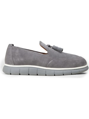 Deery Erkek Hakiki Süet Gri Püsküllü Loafer - 02048MGRIE01