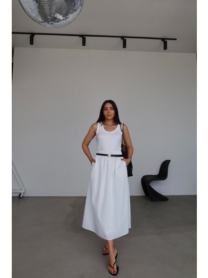 Özge Özgenç Üstü Penye Altı Poplin Kolsuz Elbise