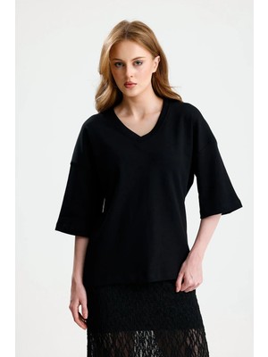 Rose Arya Siyah V Yaka Over Tshirt