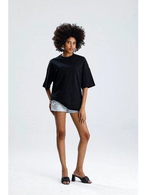 Rose Arya Siyah Oversize Kısa Kol Tshirt