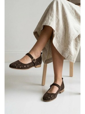 Juniper Shoes Kadın Kahve Hakiki Deri Ortopedik Tabanlı Ayakkabı – Rahat ve Şık Günlük Kullanım